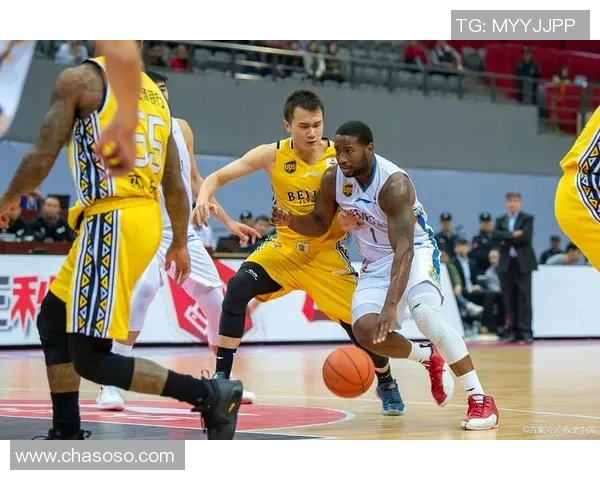 上海网球队灵活性展现出色在联赛中的表现分析与点评